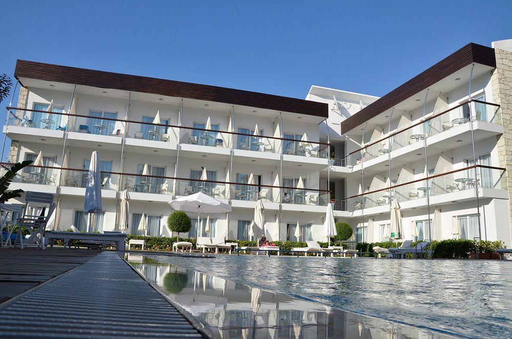 Otel Yeni Cesme Exterior photo