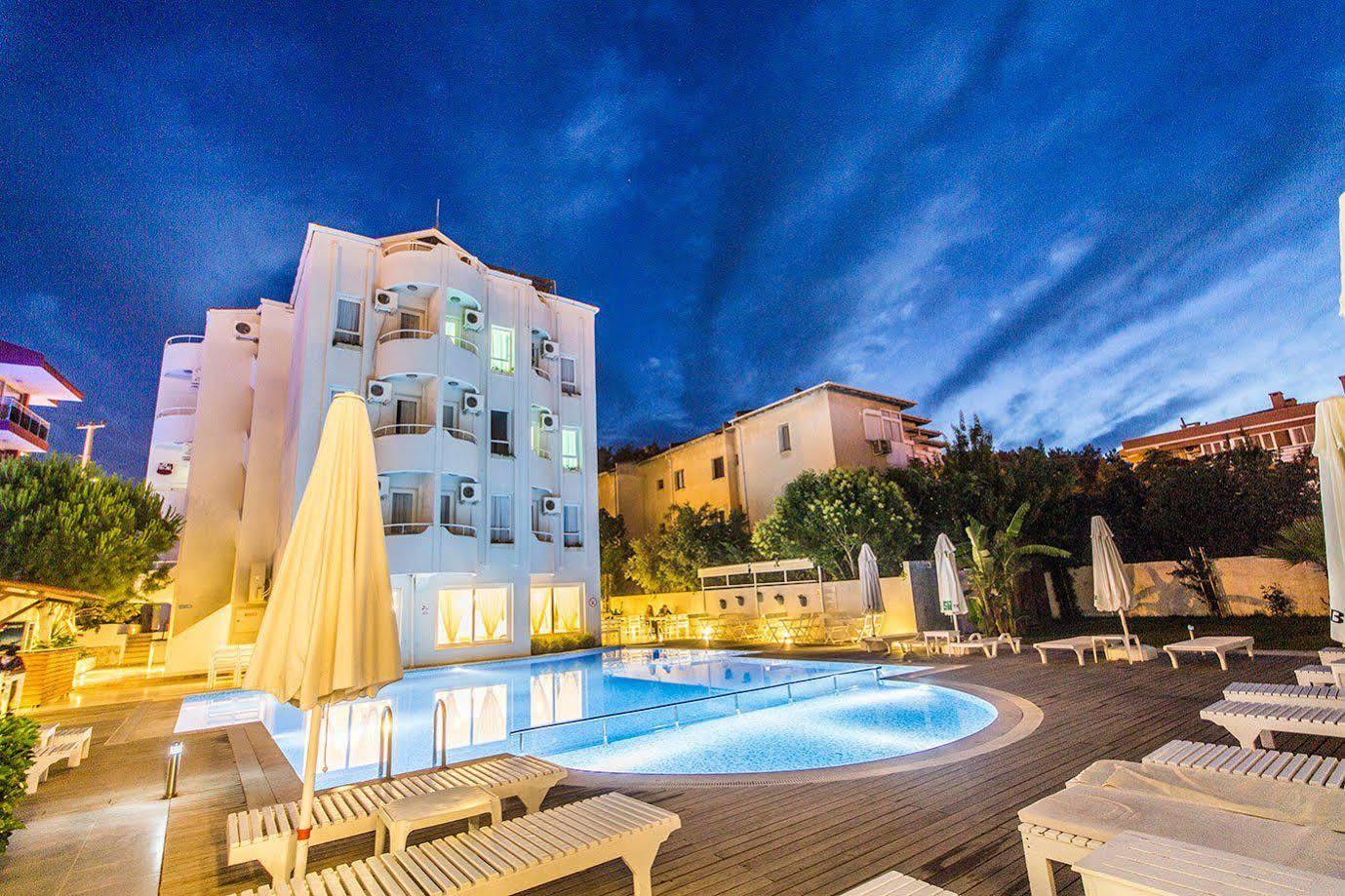 Otel Yeni Cesme Exterior photo